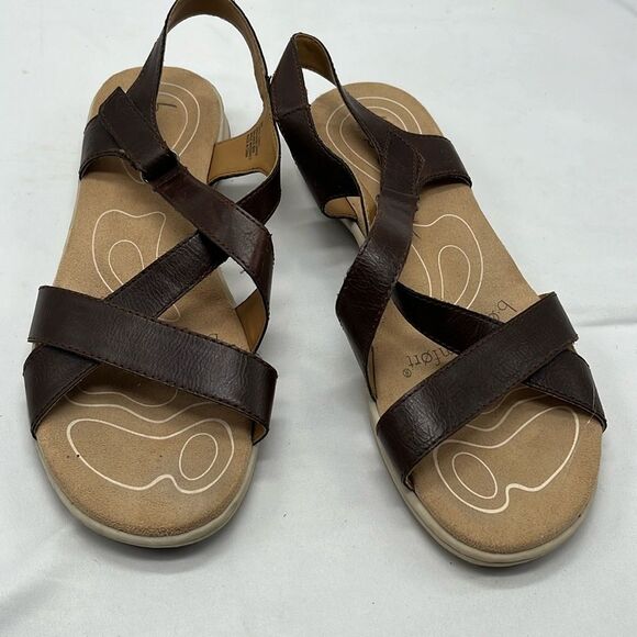 Women's Brown and Tan b.o.c. Comfort Sandals - Picture 1 of 8